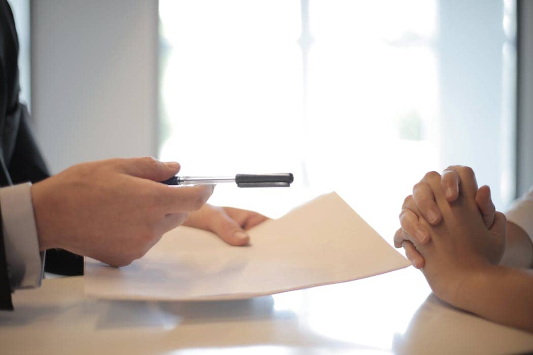 Mastering the Perfect Expression and Pose for Your Financial Advisor Headshot